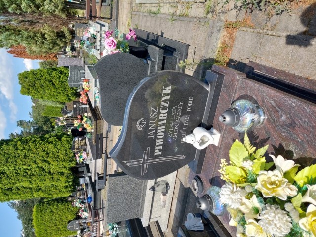Janusz Piwowarczyk 1957 Puławy - Grobonet - Wyszukiwarka osób pochowanych