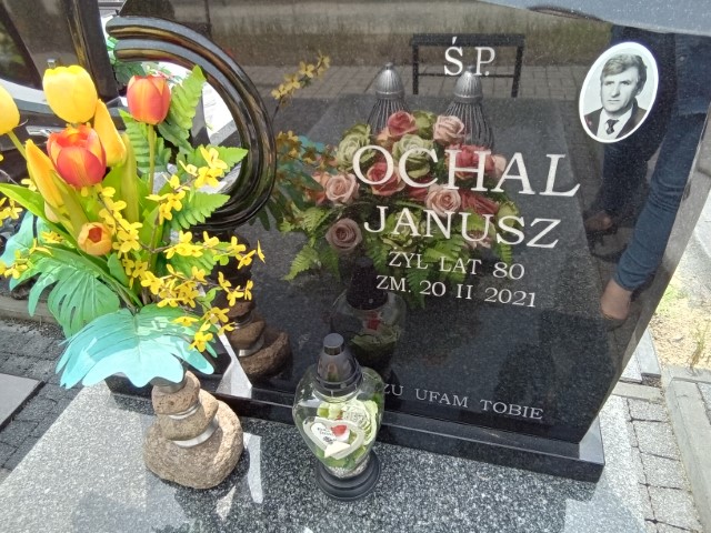 Janusz Ochal 1941 Puławy - Grobonet - Wyszukiwarka osób pochowanych