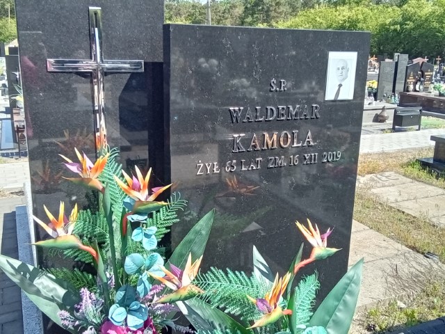 Waldemar Kamola 1954 Puławy - Grobonet - Wyszukiwarka osób pochowanych