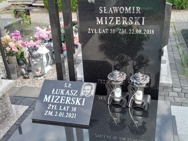 Łukasz Mizerski 1982 Puławy - Grobonet - Wyszukiwarka osób pochowanych