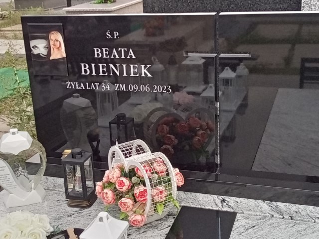 Beata Bieniek 1989 Puławy - Grobonet - Wyszukiwarka osób pochowanych