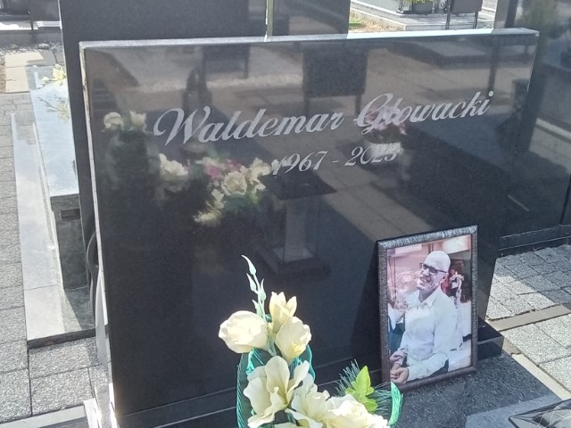 Grób Waldemar Głowacki
