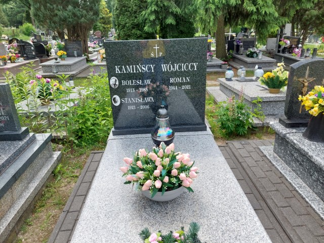 Roman Wójcicki 1944 Puławy - Grobonet - Wyszukiwarka osób pochowanych